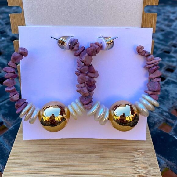Dannijo Sakora Lavender /Pearl Discs Gold Toned Hoop Post Earrings w/Box. New! - Picture 3 of 6